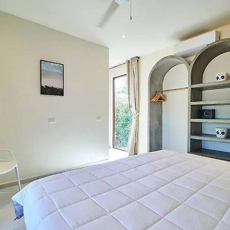 Exotic For 10 People With Cenote-style Pool