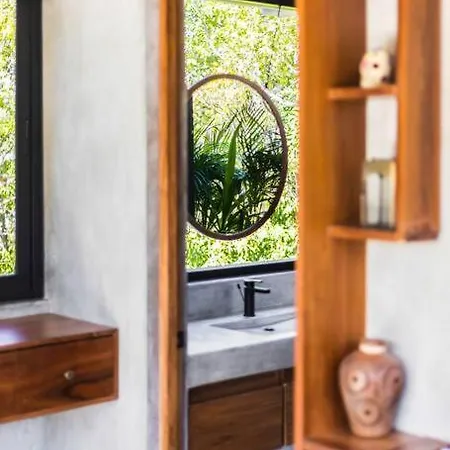 Fantastic 4br 10ppl Pool And Jacuzzi Villa *
