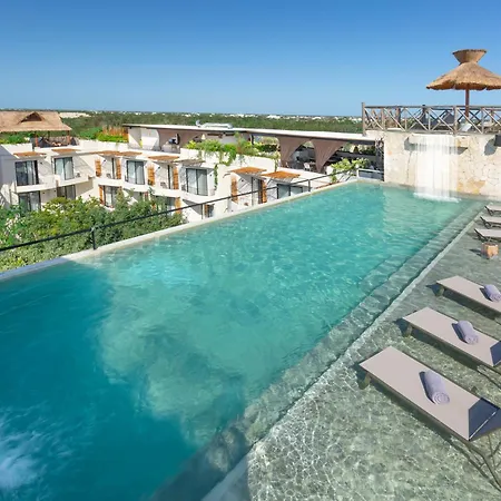 Naala Hotel