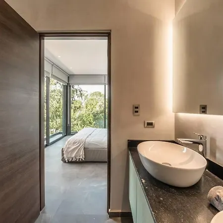 Kite Lux Accommodation, Full Pool-wifi-spa-chhef-transportation Much More Villa Tulum
