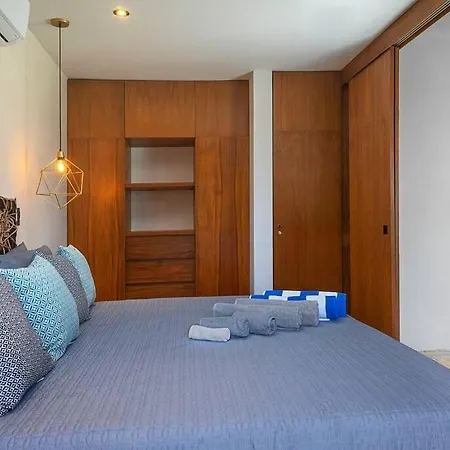 Apartment Rooftop W/private Pool. Close To Beach/town. 60mb