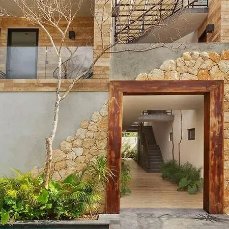 Apartment Rooftop W/private Pool. Close To Beach/town. 60mb *