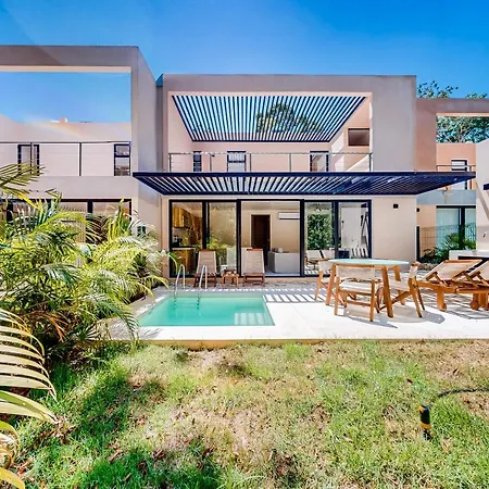 Paradise Awaits @ Tao Edena 32 Tulum
