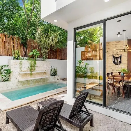 Private Pool, Furnished 3bed Luxury Gateway