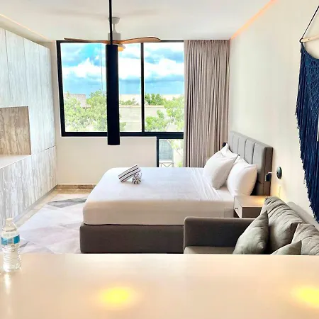 Roof Pool Gym And King Bed In Zama Katia *
