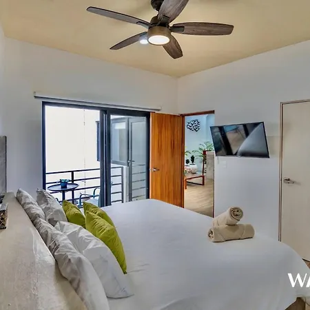 1 Bedroom Rooftop Pool Bbq Hammocks Apartment