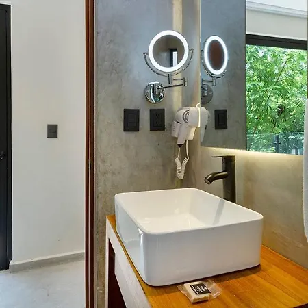 Comodo Estudio Basico En Nook * Tulum