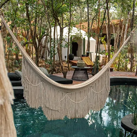 The Yellow Nest Hotel Tulum