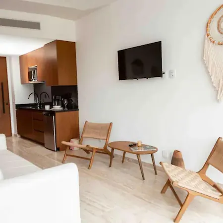 Luxe Studio In With Panoramic Views, Four Pools & Gym * Tulum