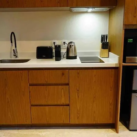 Mistiq Jungle Apartment *