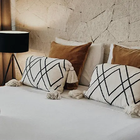 240m2 - 16 Persons - 6 - 2 Swimming Pool - 3 Jacuzzis Villa Tulum