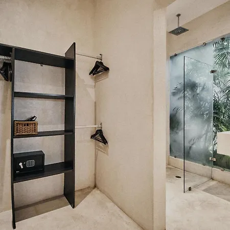240m2 - 16 Persons - 6 - 2 Swimming Pool - 3 Jacuzzis * Tulum