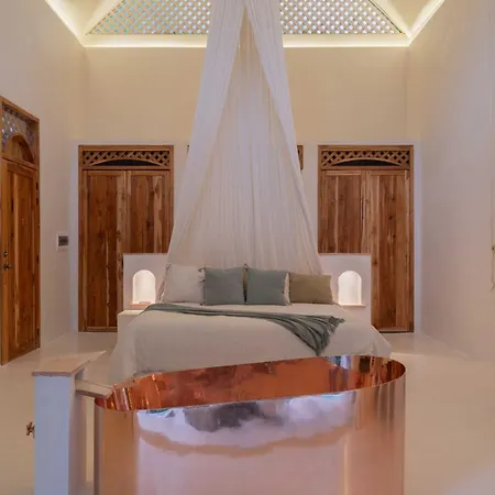 Anat Tantric Boutique 5*