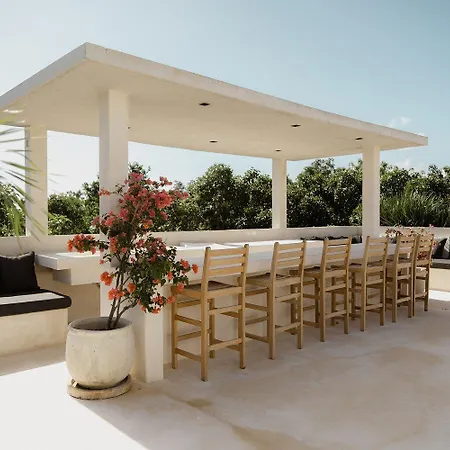 Villa Virginia Rooftop Oasis Retreat *