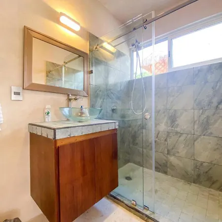 Mediterranean 4br With Pool For Family And Friends
