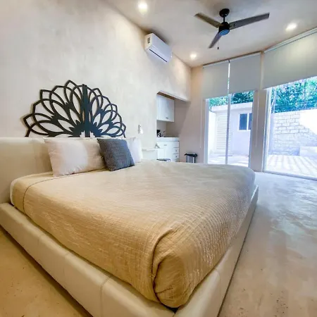 Mediterranean 4br With Pool For Family And Friends