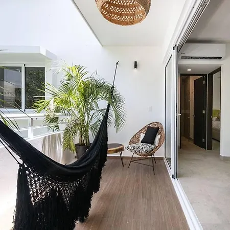 Upscale Aldea Zama Getaway ~ Terrace ~ Pool ~ Gym Apartment *