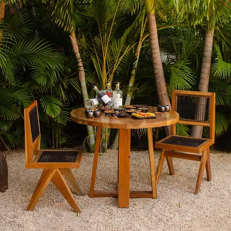 Hotel Radhoo (adults Only)