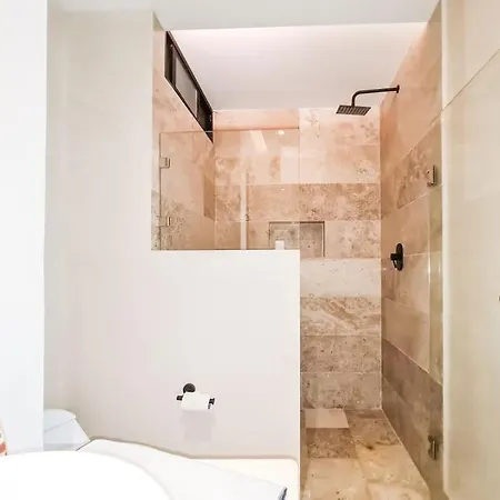 Mandala Private Plunge Pool 1bdr Commercial Zone *