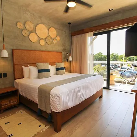 Premium Studio With Pool-gym-garden - Superb Location