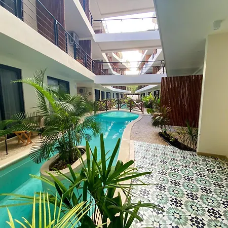 Boho Swim-up With Priv Pool, Terrace , Gym And Bar Apartment