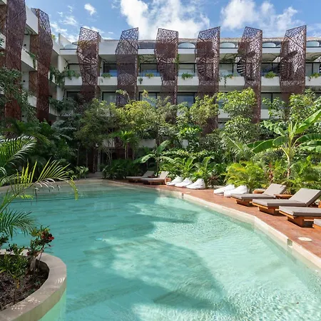 Hotel Jade *