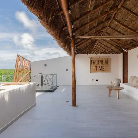 Jade * Tulum