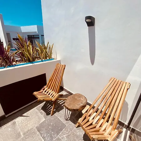 Oscar Wilde - Ph With Private Rooftop And Plunge Pool & Gym & Club Access Apartment