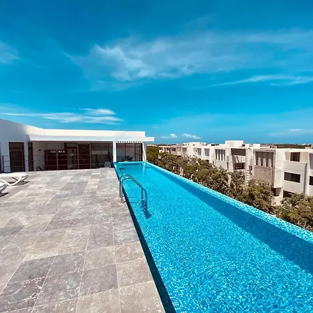 Oscar Wilde - Ph With Private Rooftop And Plunge Pool & Gym & Club Access Apartment