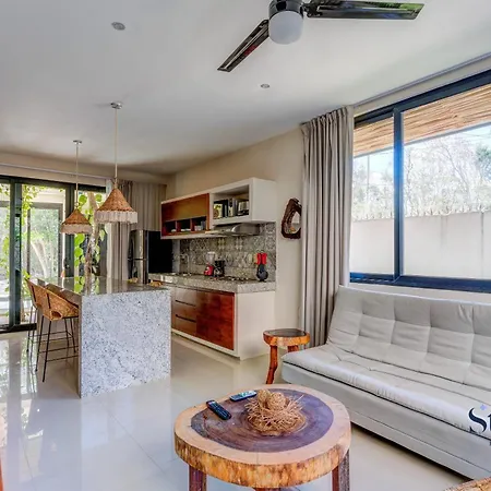 Holiday home Boho-chic With Private Plunge Pool And Smart Tvs *