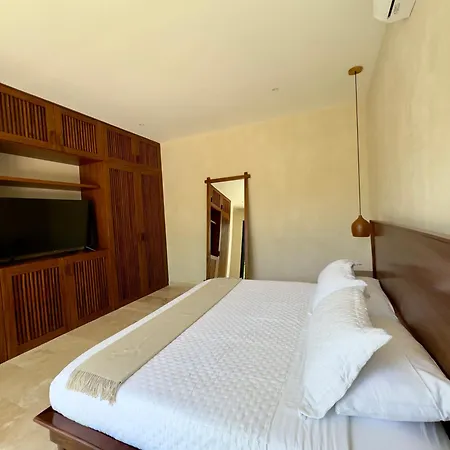 Casa Laak, Luxury Villa, 5 Bedroom 7 Bt, Heated Pool Villa Tulum
