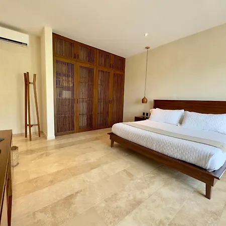 Casa Laak, Luxury Villa, 5 Bedroom 7 Bt, Heated Pool *