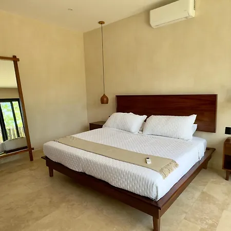 Casa Laak, Luxury Villa, 5 Bedroom 7 Bt, Heated Pool Tulum