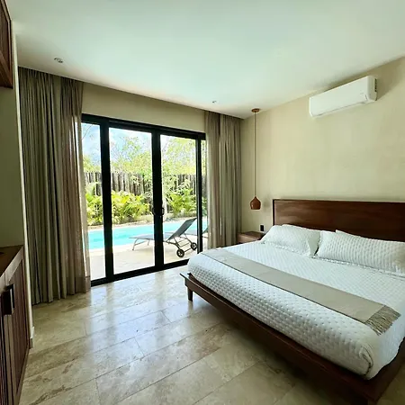 Villa Casa Laak, Luxury Villa, 5 Bedroom 7 Bt, Heated Pool Tulum