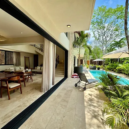 Casa Laak, Luxury Villa, 5 Bedroom 7 Bt, Heated Pool Villa