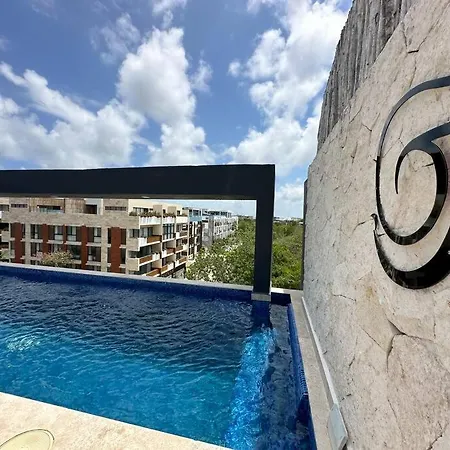 Cozy With Balcony And Rooftop Pool In Tulum
