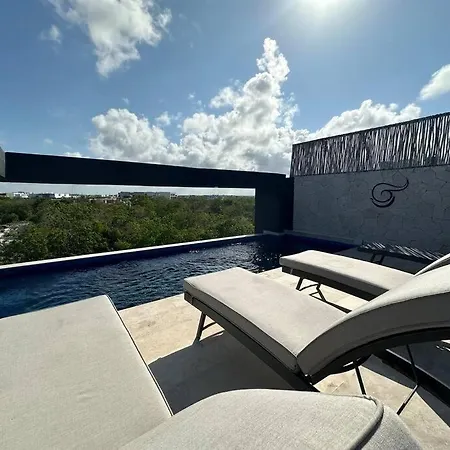 Cozy With Balcony And Rooftop Pool In * Tulum