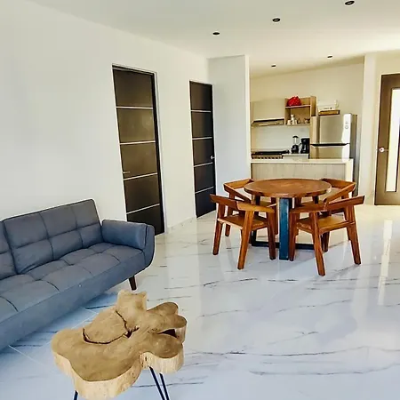 Zen Retreat, Prime Location And Amenities. *
