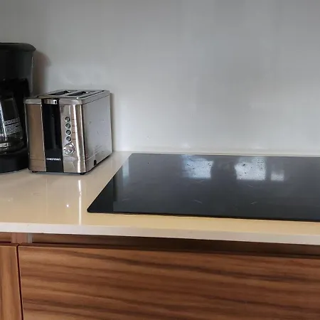 Apartment Private Plunge Pool Gym New Complex & Shops Nearby