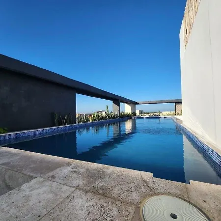 Private Plunge Pool Gym New Complex & Shops Nearby Apartment *