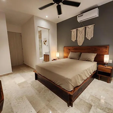 Private Plunge Pool Gym New Complex & Shops Nearby Apartment