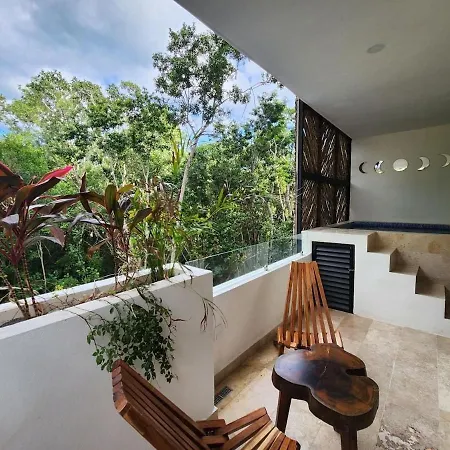 Private Plunge Pool Gym New Complex & Shops Nearby Apartment