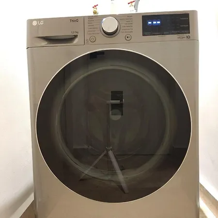 Apartment Private Plunge Pool Gym New Complex & Shops Nearby