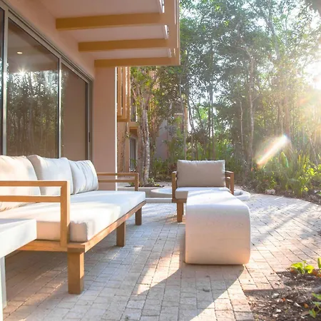 Apartment Spark 3 Bedroom Condo, With Private Pool, Restaurant And Yoga At Aflora *