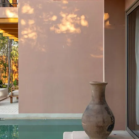 Apartment Spark 3 Bedroom Condo, With Private Pool, Restaurant And Yoga At Aflora *