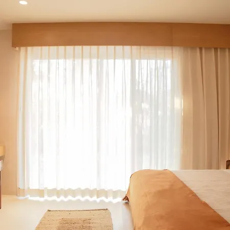 Spark 3 Bedroom Condo, With Private Pool, Restaurant And Yoga At Aflora