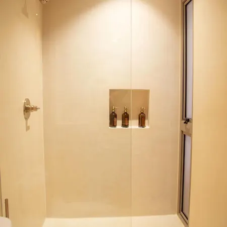 Spark 3 Bedroom Condo, With Private Pool, Restaurant And Yoga At Aflora