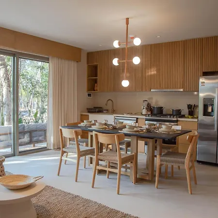 Apartment Spark 3 Bedroom Condo, With Private Pool, Restaurant And Yoga At Aflora