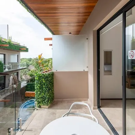 Apartment Penthouse Retreat Private Pool & Premium Amenities