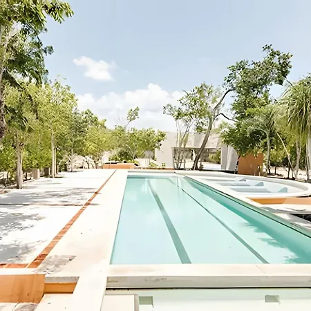 Jungle Retreat Selva Pixan Villa *